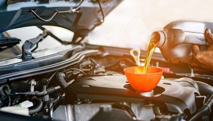 تغيير زيت السيارة عربيّةكوم Arrabiacom أهمية تغيير الزيت والفلتر بشكل منتظم