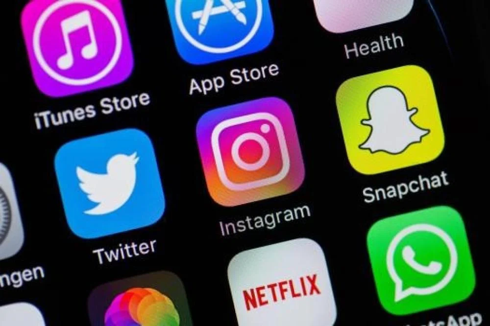 متجر تطبيقات بلس

